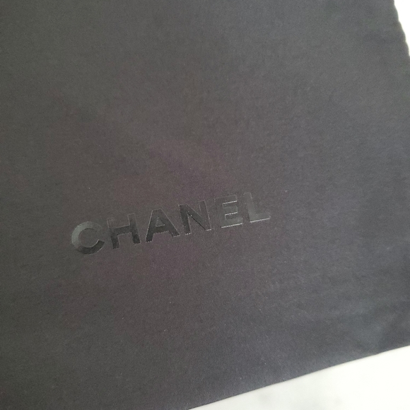CHANEL Black Smooth Jewelry Dust Cover Travel Storage Pouch - Picture 3 of 8